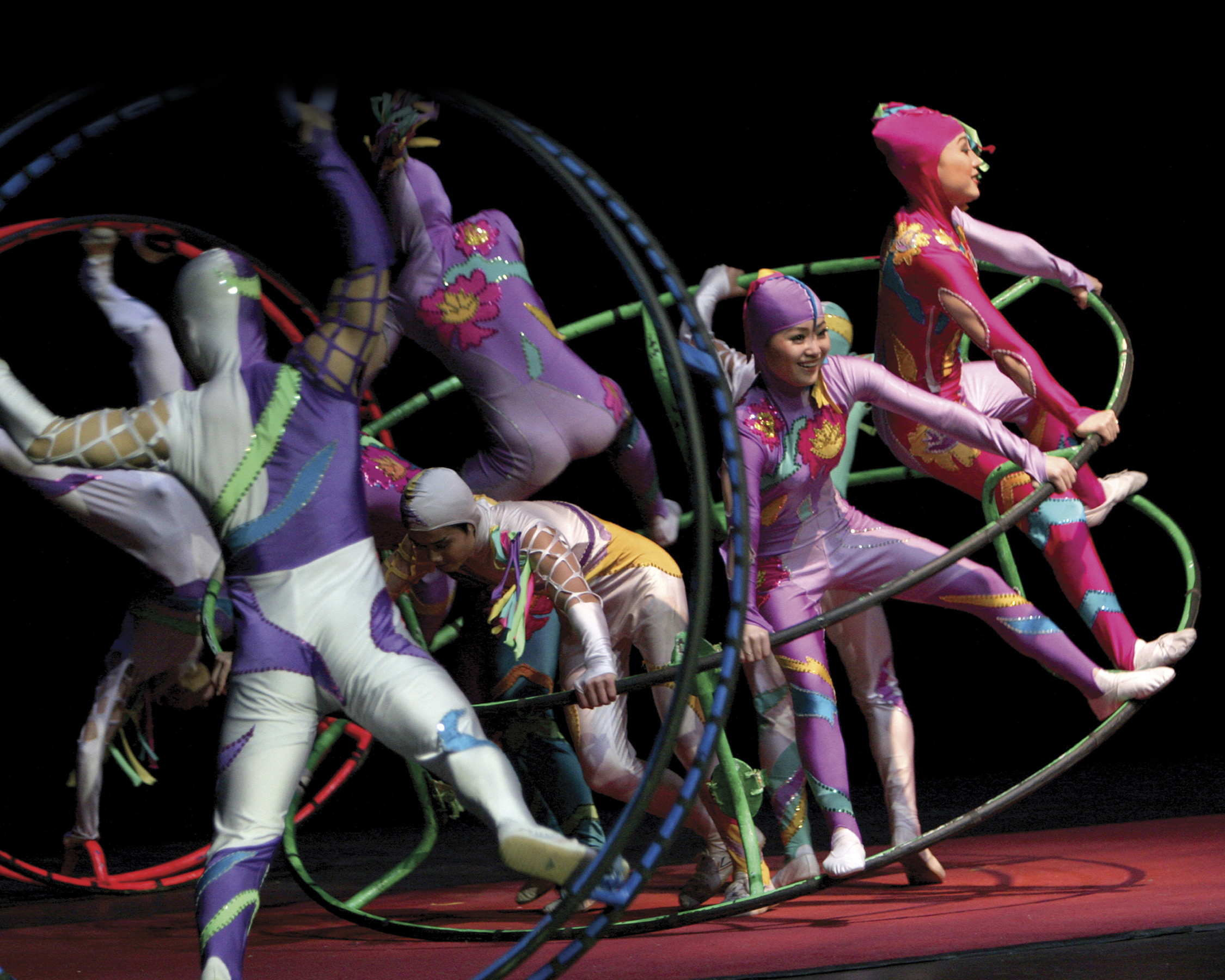 Arts Midwest and The River Raisin Centre for the Arts present The Golden Dragon Acrobats